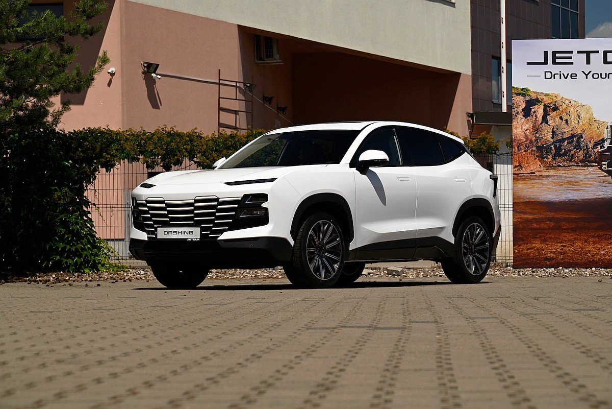 Jetour już do kupienia w Polsce. Ceny? Od 112 900 zł za SUV-a w stylu Lamborghini