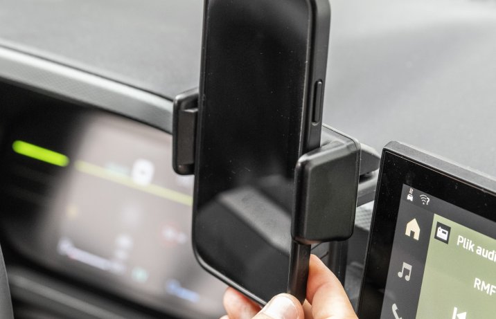 Dacia Duster - uchwyt