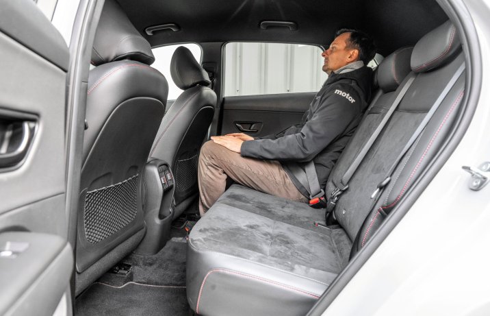 Hyundai Kona - kanapa