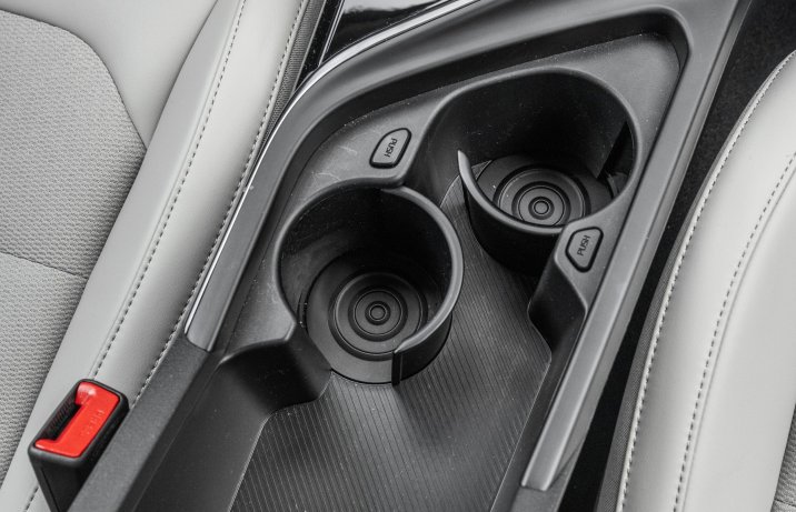 Kia Niro - cupholdery