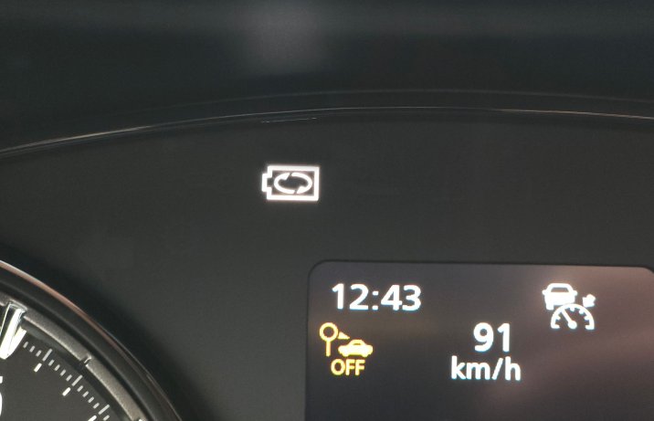 Suzuki S-Cross - kontrolka