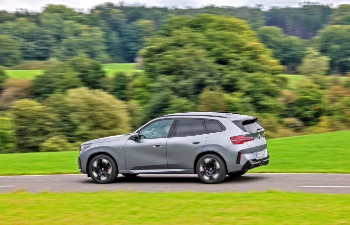 BMW X3 M50 xDrive (2025) – test – bok