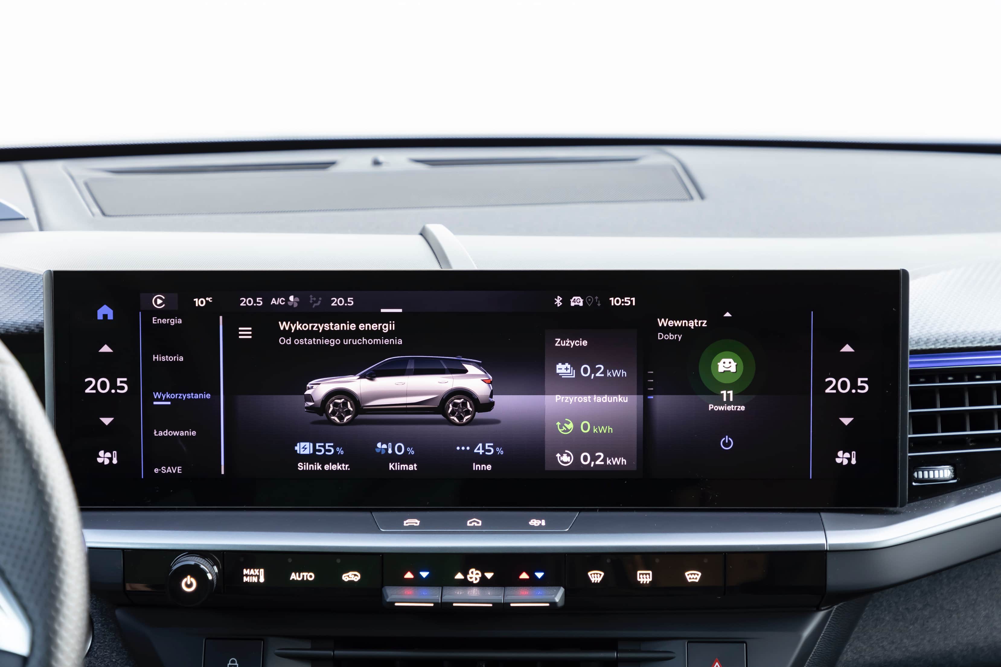 Opel Grandland-II-2025-1.6-Plug-in-Hybrid-eDC7-GS-ekran-centralny