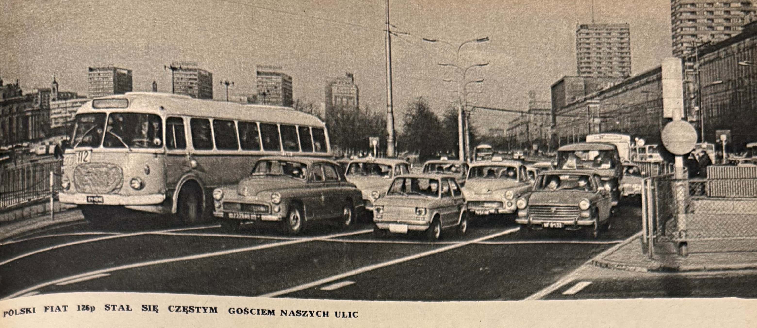 motor-numer-50-z-1975-roku-test-drogowy-fiata-126p-w-ruchu-miejskim