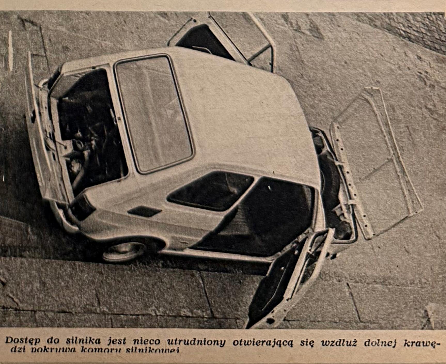 motor-numer-50-z-1975-roku-test-drogowy-fiata-126p-widok-z-gory