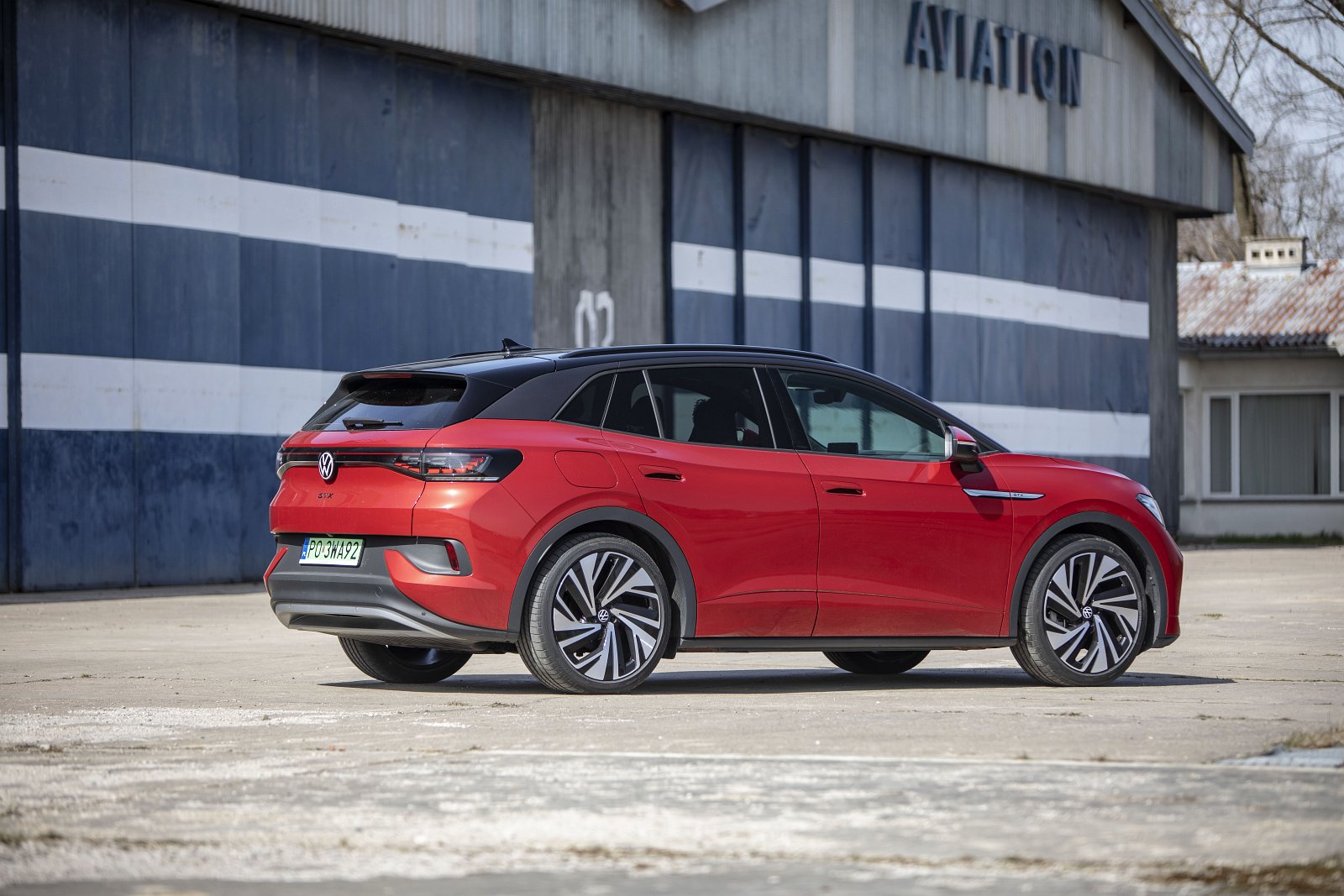 volkswagen-id-4-gtx-test-2022-tyl