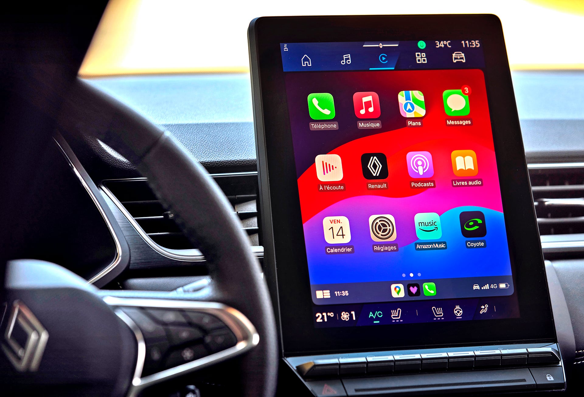 Renault-Symbioz-2025-ekran-openR-link-1 