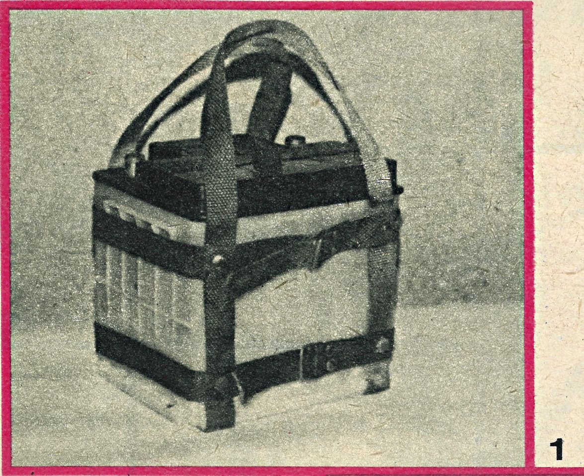 nosidlo-do-akumulatora-z-1985-roku