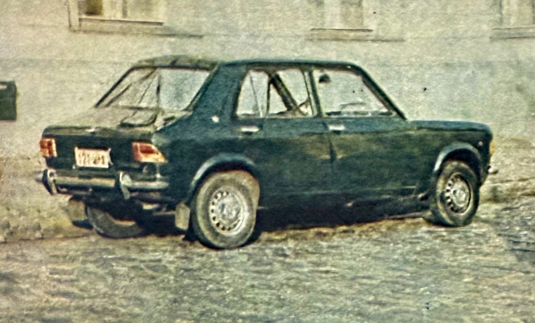 zastava-1100p-tyl-1975