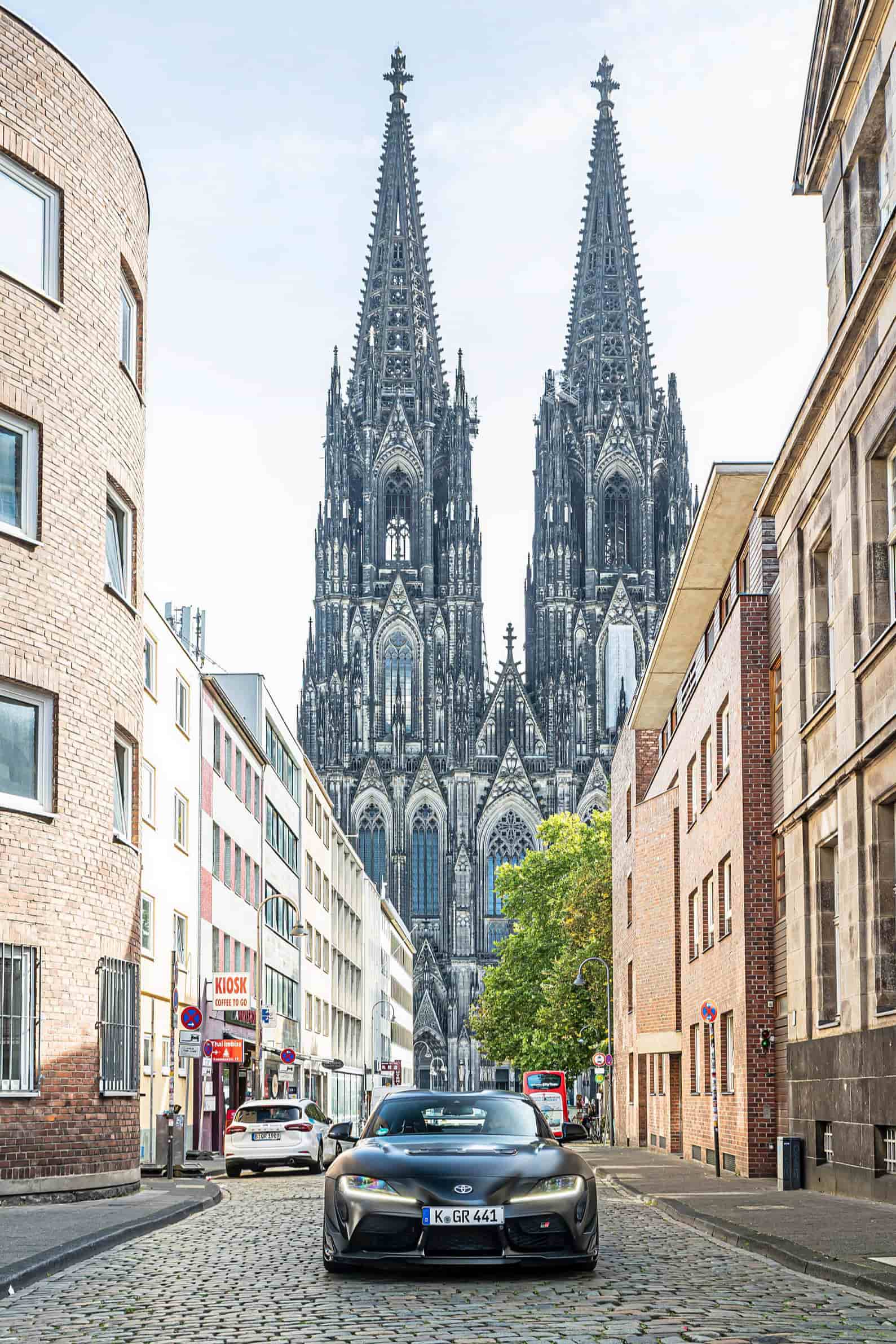 Toyota-GR-Supra-A90-Final-Edition-przod-1