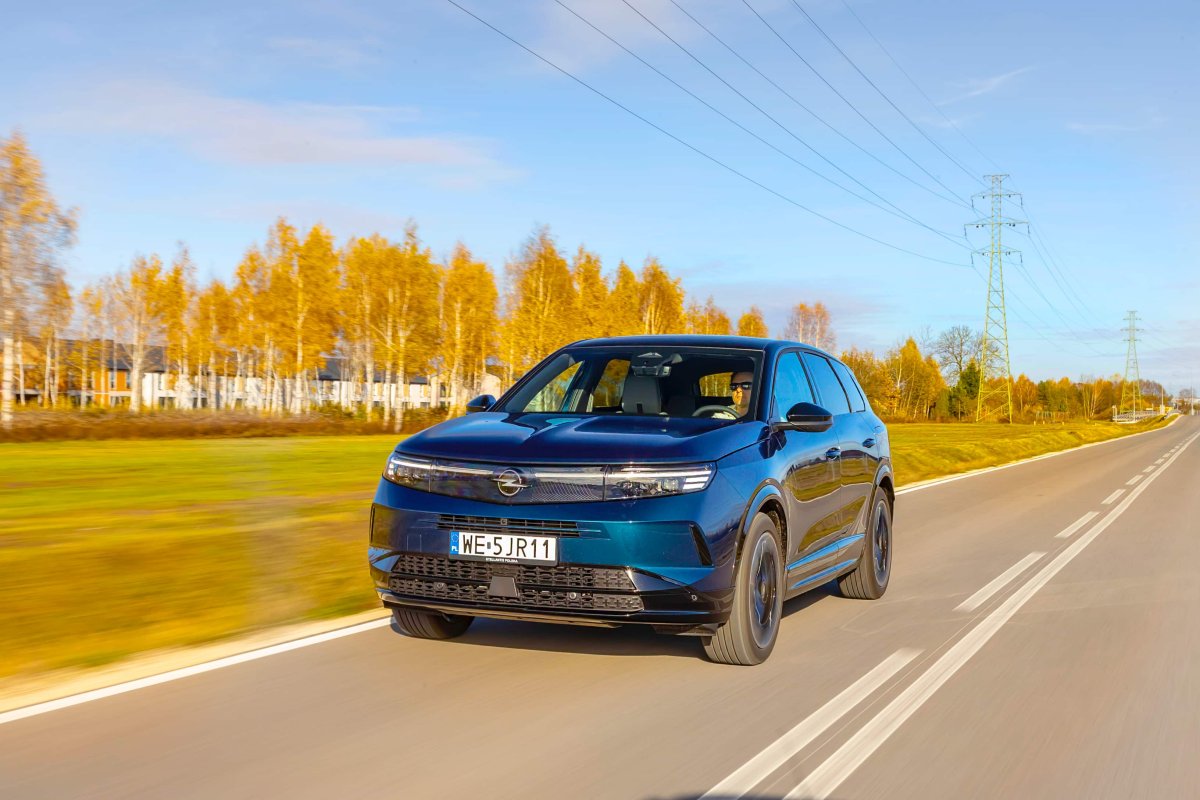 Opel Grandland 1.6 Plug-in Hybrid – najwyższy czas na wyjście z cienia | TEST