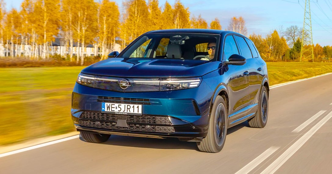 Opel Grandland 1.6 Plug-in Hybrid eDC7 GS – test, przód