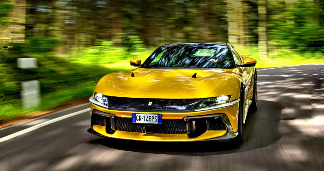 Ferrari 12Cilindri – przód