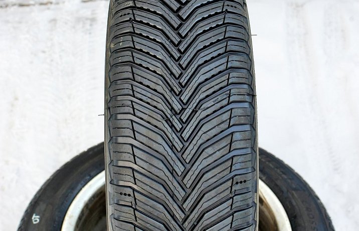 Test opon całorocznych 2025 - Michelin CrossClimate 2