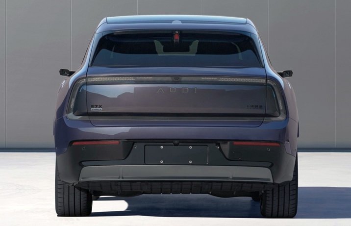AUDI E7X
