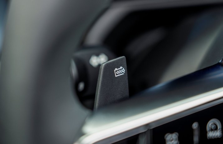 Nissan Micra - łopatka przy kierownicy