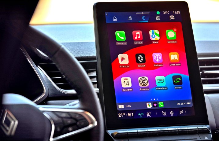 Renault Symbioz 2025 – ekran centralny