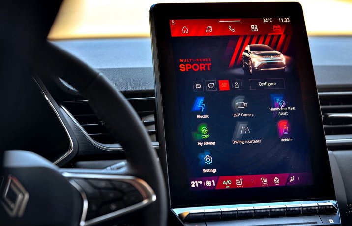 Renault Symbioz 2025 – ekran centralny