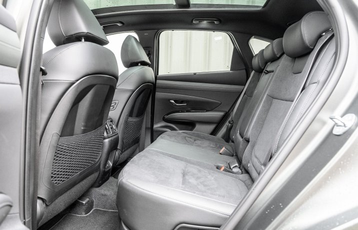 Hyundai Tucson Hybrid (2025) – kanapa
