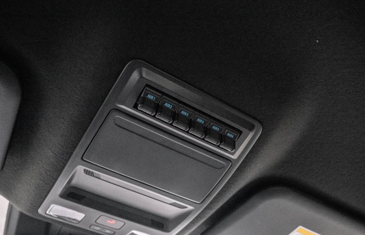 Ford Ranger - przełączniki na podsufitce