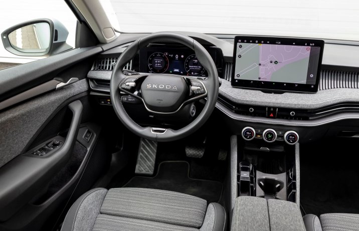 Skoda Superb - kokpit