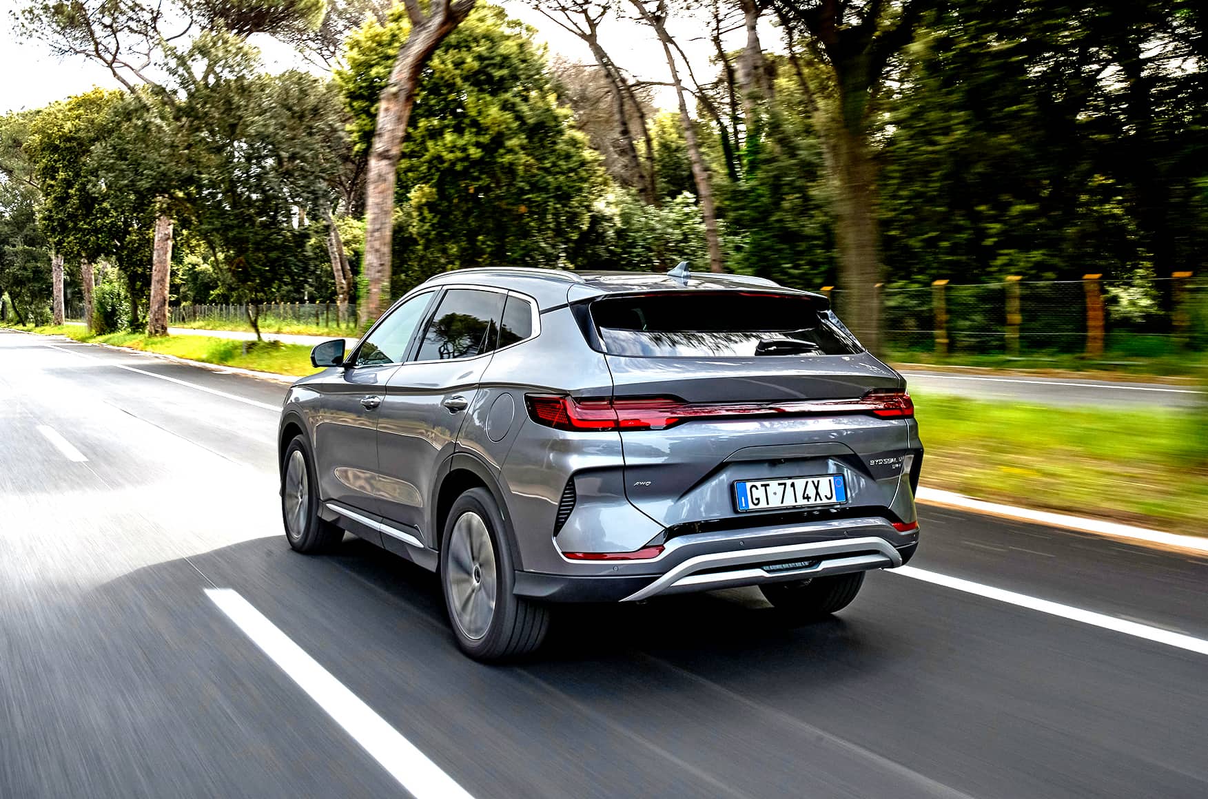 BYD SEAL U DM-i tył