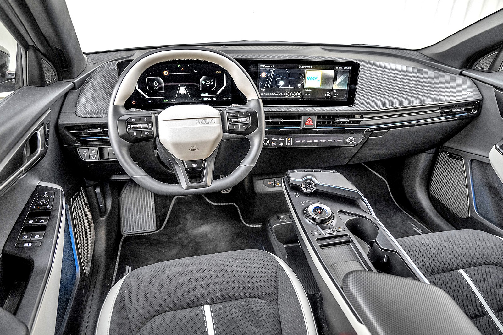 Kia EV6 2026 test kokpit