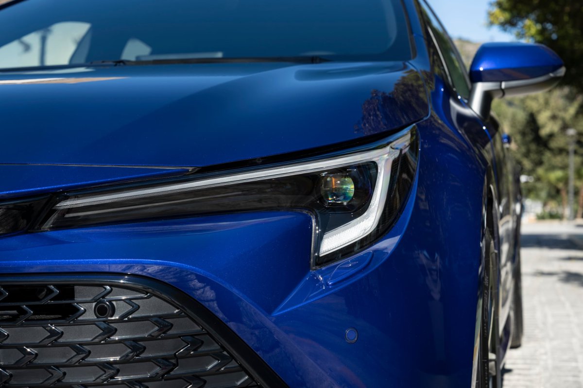 W 2025 roku padł rekord sprzedaży nowych aut. Jakie modele wybierali Polacy?