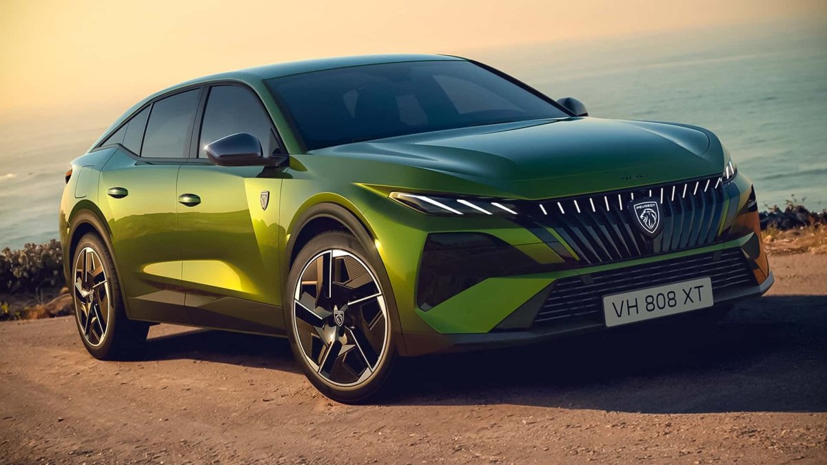 Peugeot 408 został odświeżony. W końcu zyskał więcej mocy