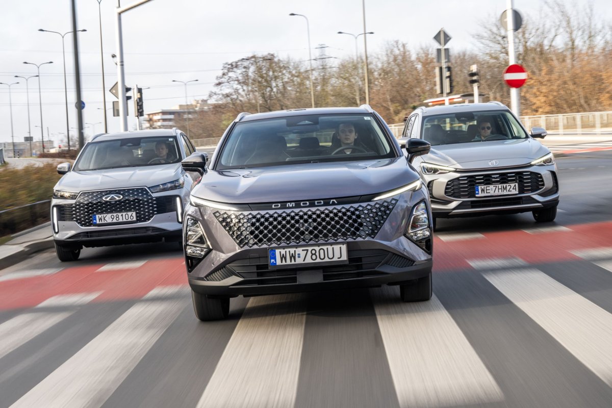 Chery Tiggo 4 HEV, MG ZS Hybrid+ i Omoda 5 Hybrid – nadciąga nowa fala | PORÓWNANIE