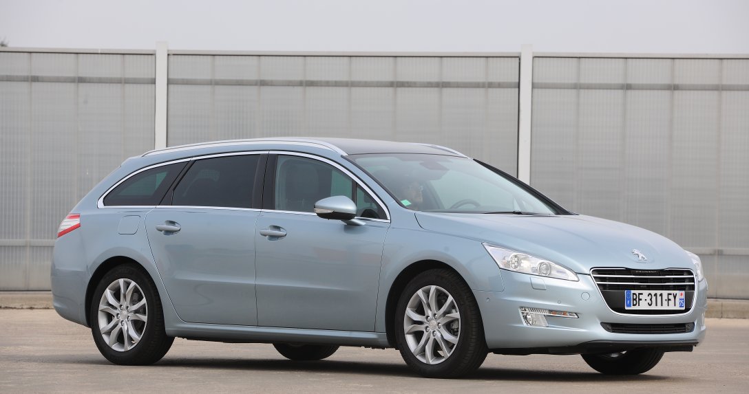 Peugeot 508 – bok