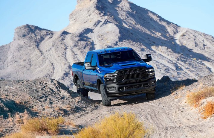 Ram Power Wagon Diesel – przód w terenie