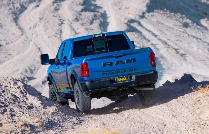 Ram Power Wagon Diesel – tył w terenie