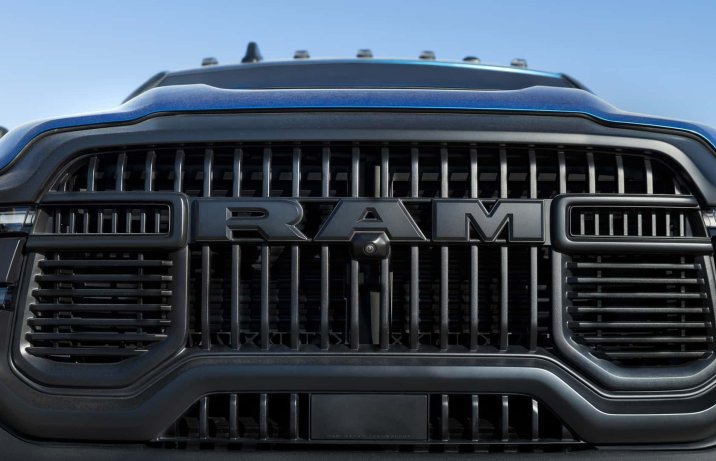 Ram Power Wagon Diesel – grill