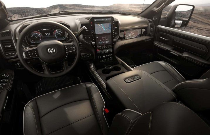 Ram Power Wagon Diesel – deska rozdzielcza