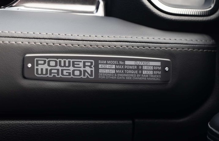 Ram Power Wagon Diesel – tabliczka