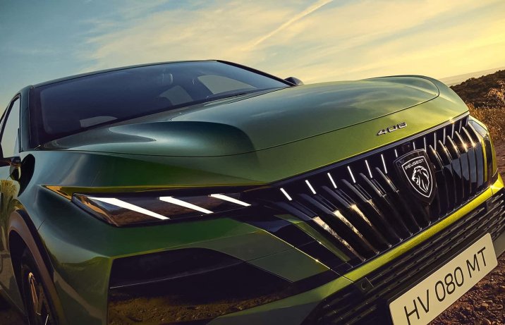 Peugeot 408 po face liftingu – przód