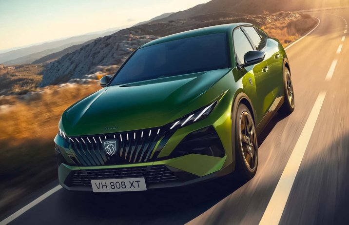 Peugeot 408 po face liftingu – przód