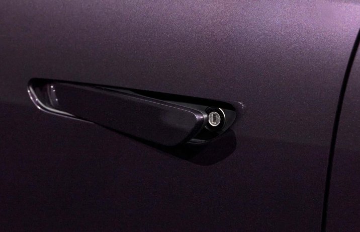 Mazda CX-6e – klamka