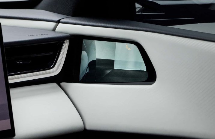 Mazda CX-6e – ekran lusterka bocznego