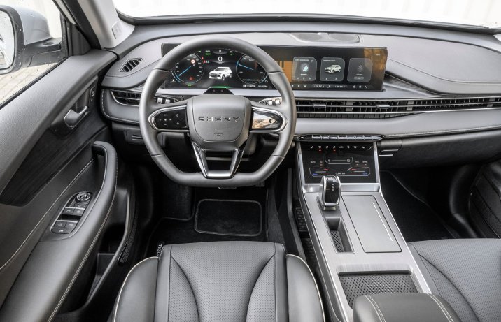 Chery Tiggo 4 - kokpit
