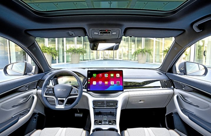 BYD Seal U DM-i – deska rozdzielcza