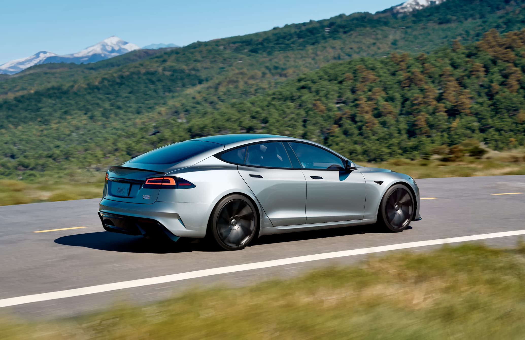 Tesla Model S – tył