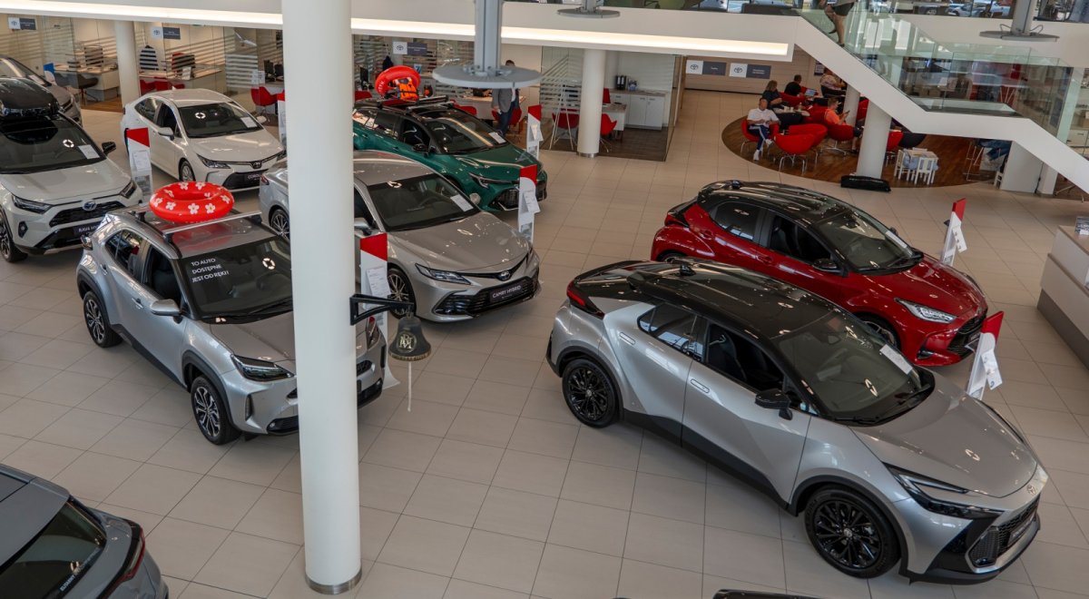 Spadek sprzedaży nowych aut w Polsce w styczniu – pierwsze dane z 2026 roku