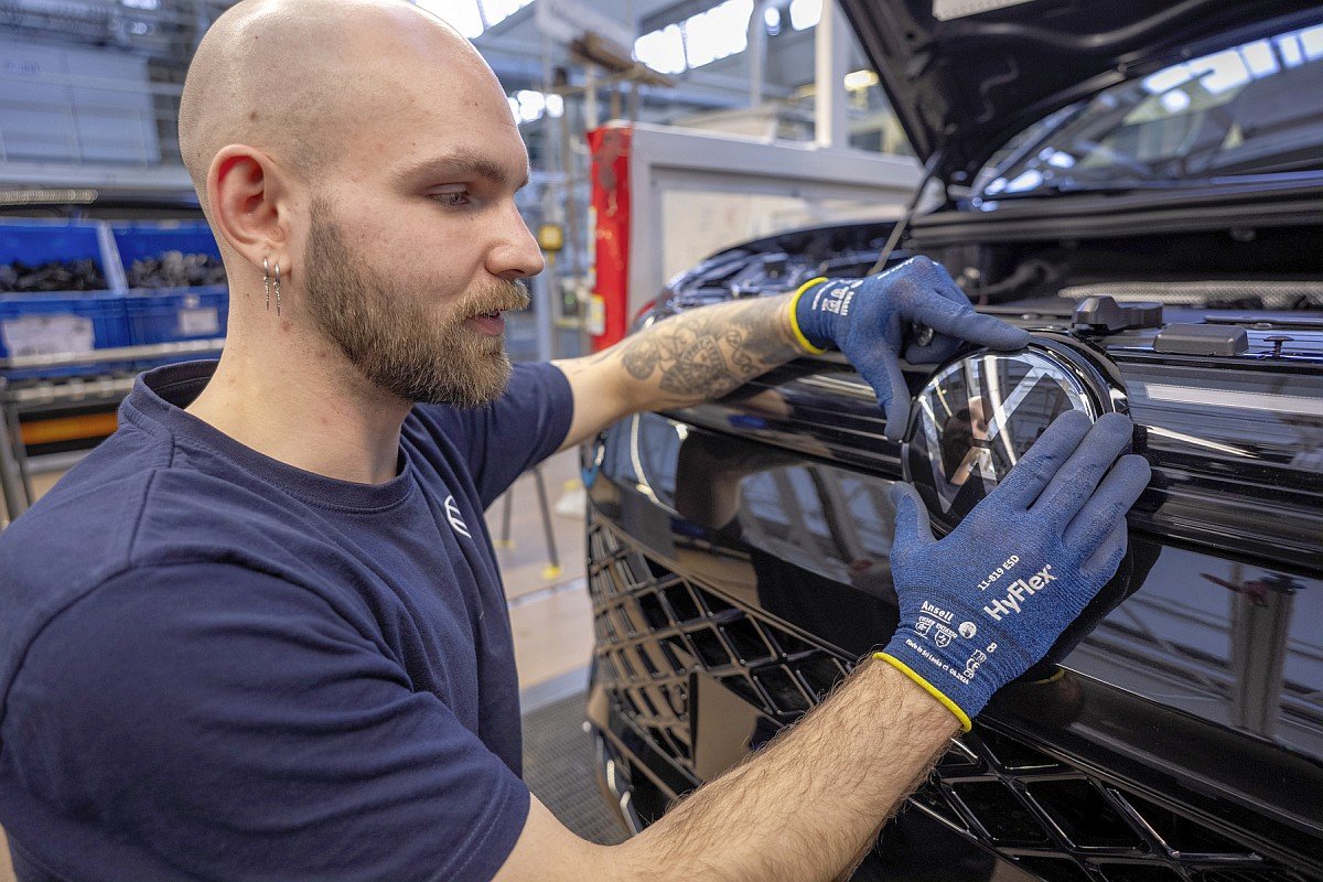 Volkswagen ponownie zaciska pasa. Nowy plan zakłada ogromne cięcia do 2028 r.