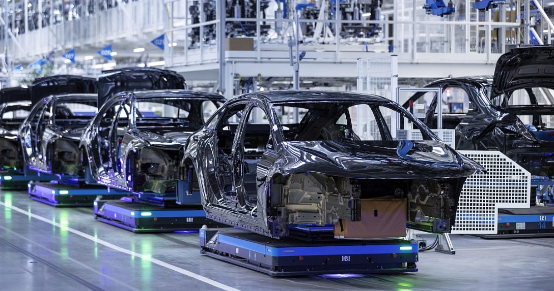 Fabryka Mercedesa – linia produkcyjna