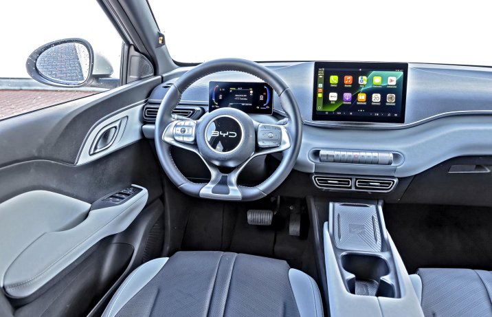 BYD Dolphin Surf Comfort – deska rozdzielcza