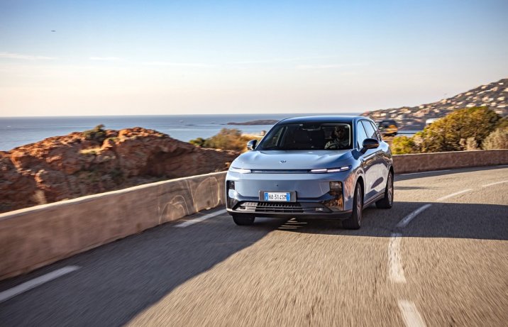 Leapmotor B10 Hybrid EV