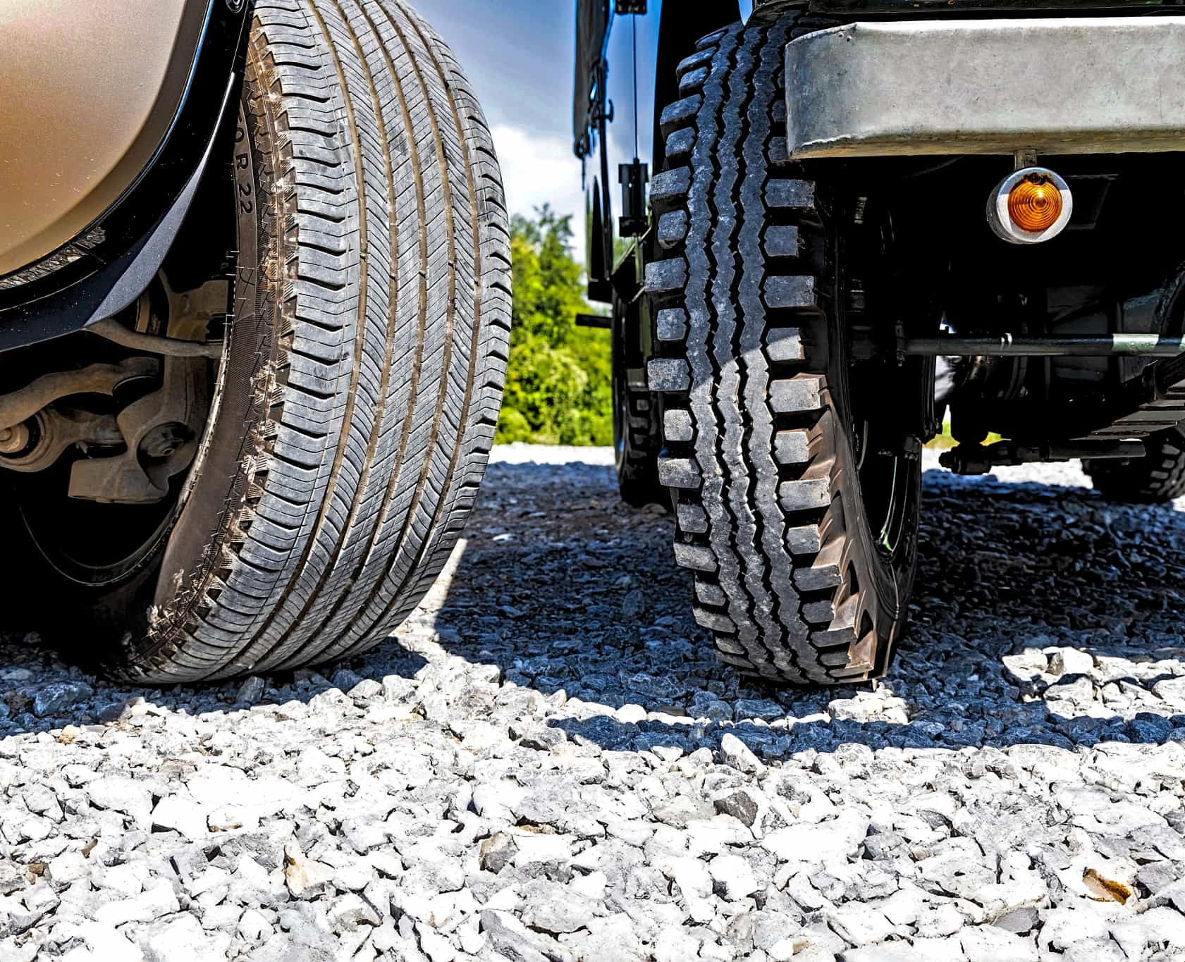 land-rover-defender-110-octa-land-rover-series-1-80-kola-opony