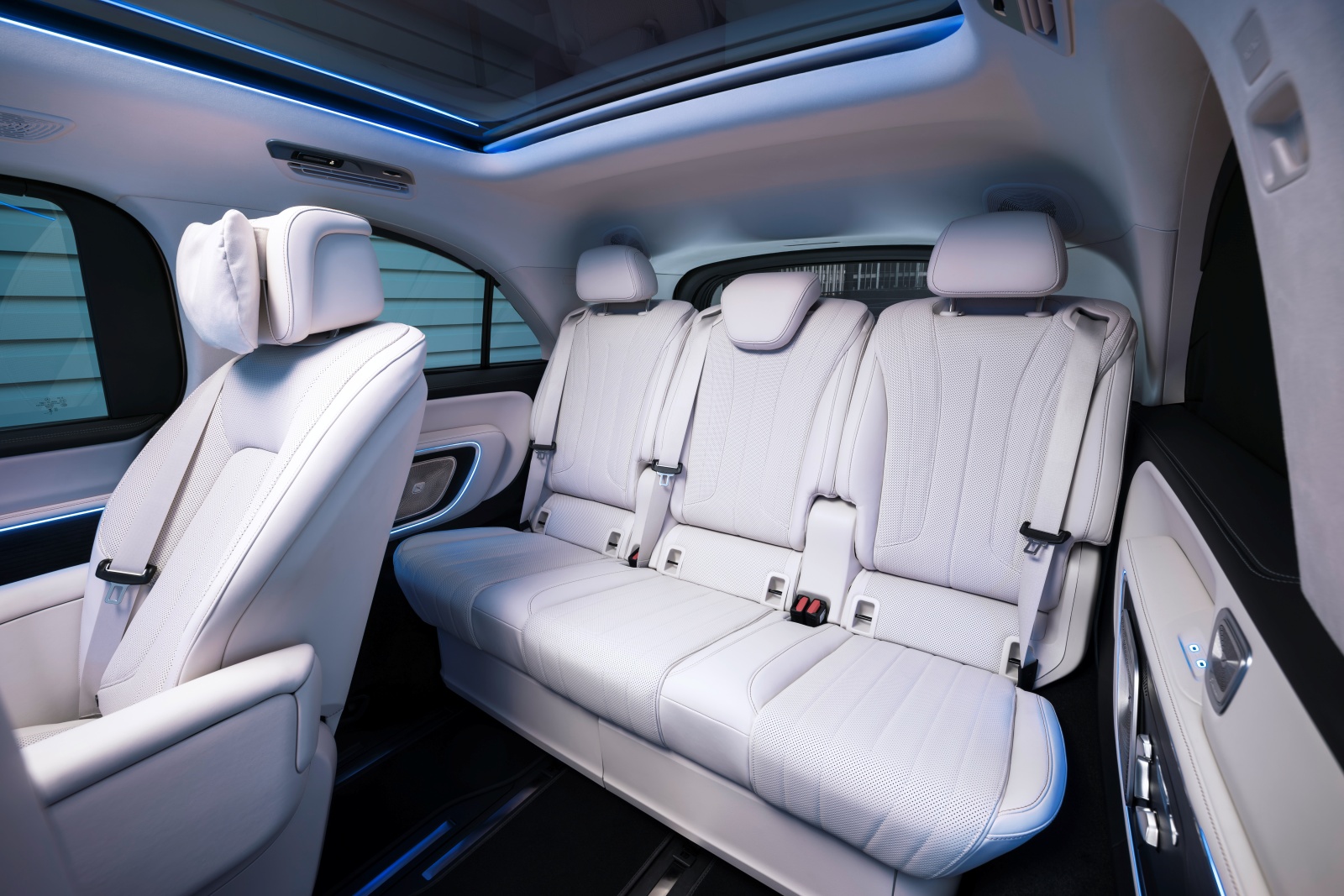 mercedes-vle-fotoele-2